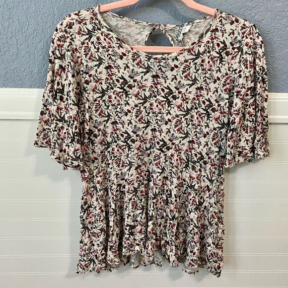 Lucky Brand Floral Print Flutter Sleeve Top - Picture 2 of 7